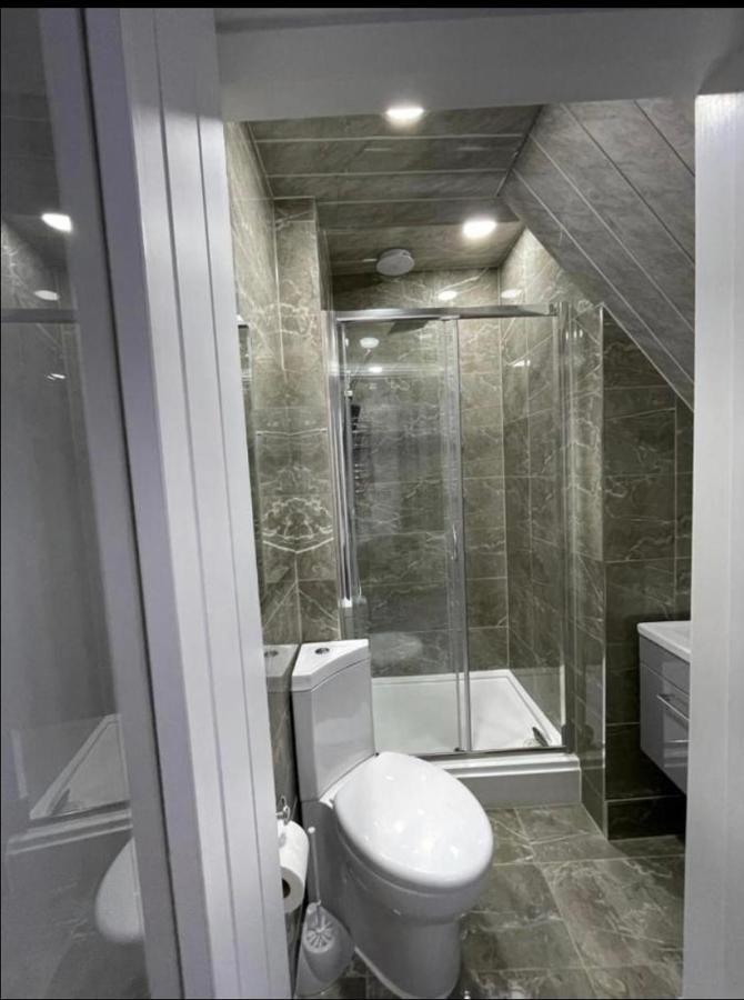 Entire 5 Star Luxury Whalley House Wifi Tv Luxury Бёрнли Экстерьер фото